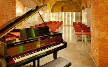 View All Bosendorfer Pianos